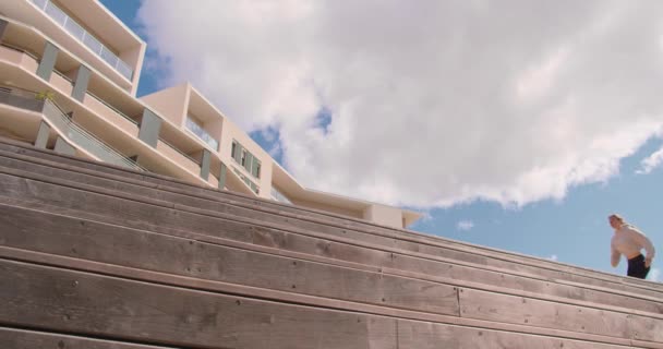 Static Low Angle Shot Woman Running Outdoors — Video Stock