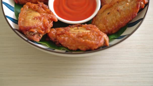 Crispy Fried Chicken Wings Fish Sauce — Video