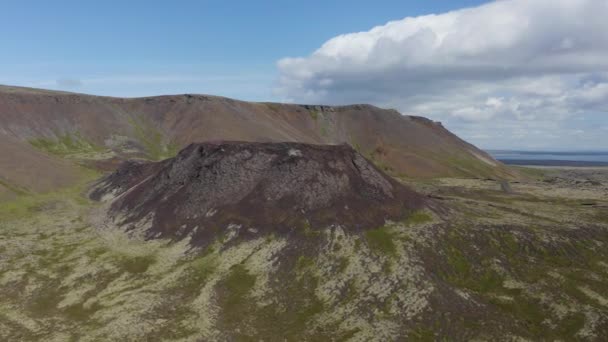 Volar Sobre Cráter Stra Eldborg Península Reykjanes Islandia Aerial Drone — Vídeos de Stock