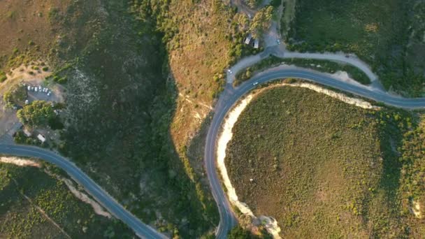 Aerial Top View Car Going Mountain Bend Sunset Chapmans Peak — Vídeo de Stock