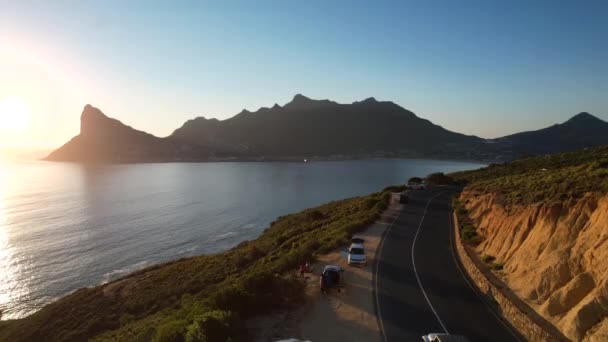 Car Driving Hout Bay Coastline Sunset Sentinel Peak Cape Town — Stockvideo