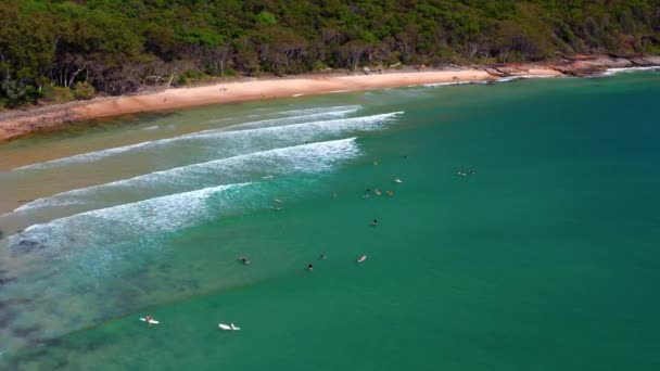 Luchtdrone View Surfers Noosa Heads National Park Queensland Australië — Stockvideo