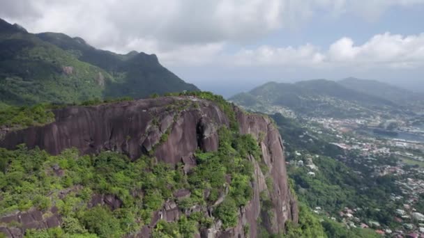 Huge Granite Mountain Dense Forest Revealing Indian Ocean Harbours Ports — Wideo stockowe