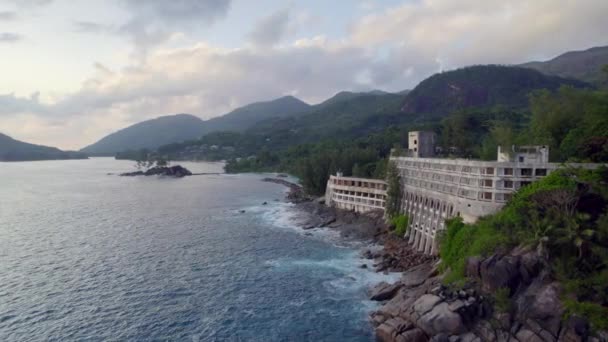 Cinematic Drone Flying Close Abandoned Mahe Beach Hotel Sunset Mahe — Stock video