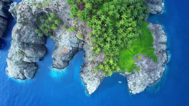 アフリカのサントメ島のサンタナ島の上から — ストック動画