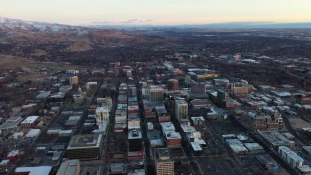 Orbiting Drone Shot Boise Idaho Cold Winter Day — Vídeos de Stock