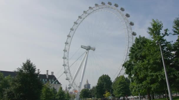 Geringe Perspektive Auf Das Weltberühmte Riesenrad London Eye London Vereinigtes — Stockvideo