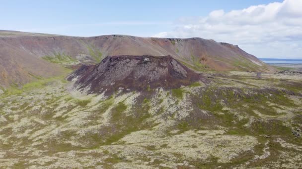 Aerial View Showing Old Volcano Iceland Sunny Day Blue Sky — Stock video