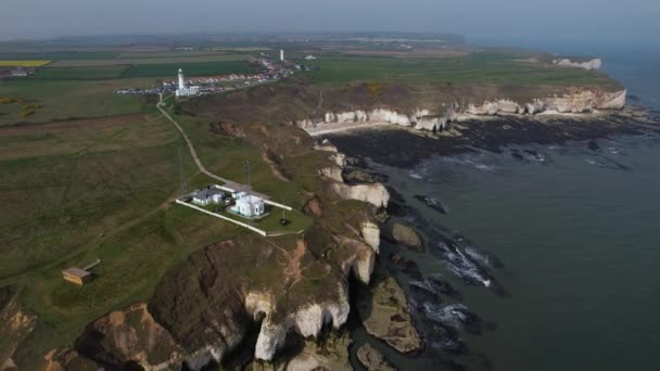 Aerial View Yorkshire White Coastline Cliffs Scenic Green Landscape Flamborough — 图库视频影像