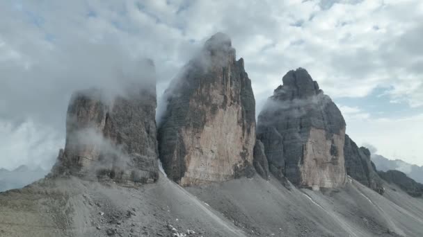 Beautiful Cloudy Day Dolomites Mountains View Tre Cime Lavaredo Three — 비디오