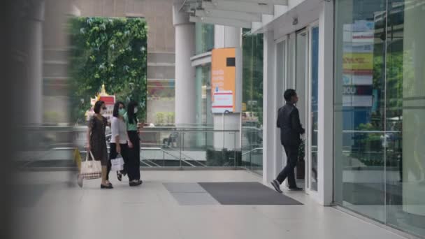 Lunchbreak Urban Financial Business District Office Workers Going Work Sathorn — Stock Video