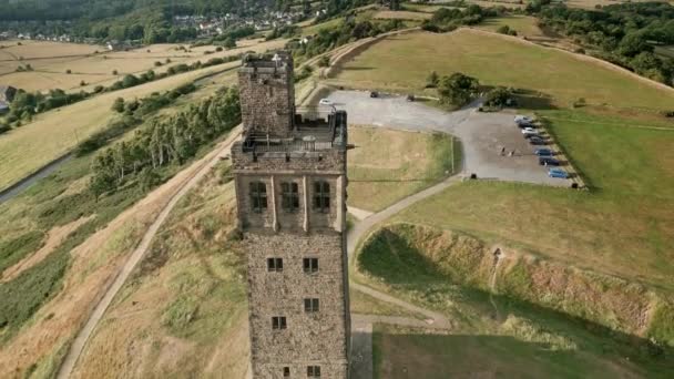 Ariel Drone Footage Castle Hill Ancient Monument Almondbury Overlooking Huddersfield — Vídeo de Stock