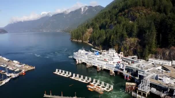 Horseshoe Bay Marina Ferry Terminal Daytime Howe Sound West Vancouver — Vídeo de Stock