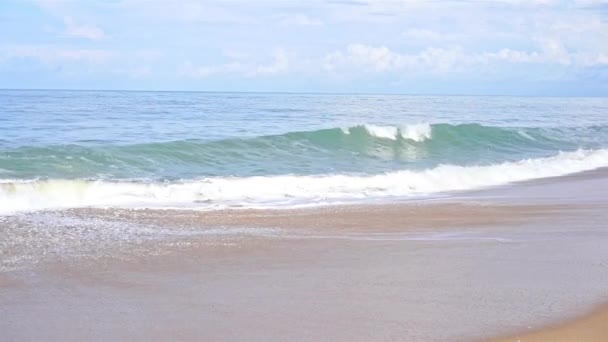 Tropical Sea Waves Empty Sandy Beach Slow Motion — ストック動画