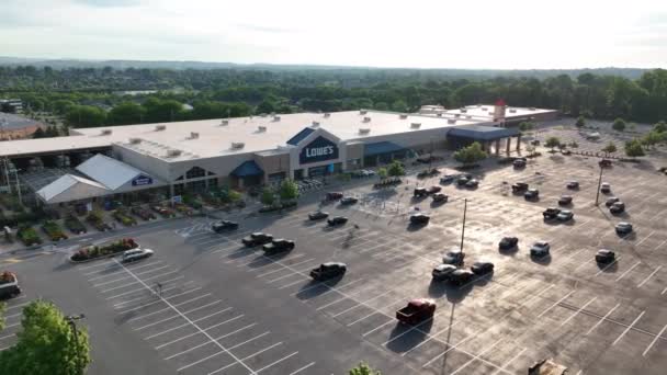 Lowe Big Box Retail Store Dramatic Light Aerial View — Stockvideo