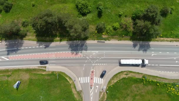 Static Top Aerial View Countryside Road Traffic Intersection Sunny Summer — Stock Video