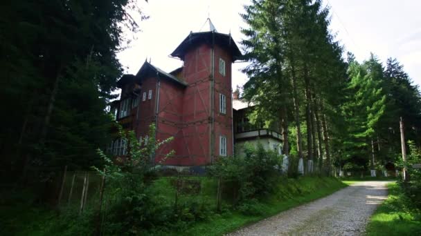 Villa Klauss Romania Semenic Mountain — Stockvideo