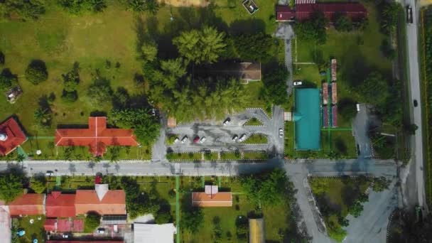 Cinematic Drone Footage Palm Oil Mill Effluent Residential Consists Buildings — Vídeo de Stock
