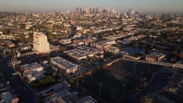 Aerial Push Shot Los Angeles Skyline Summer Sunset — Vídeo de Stock