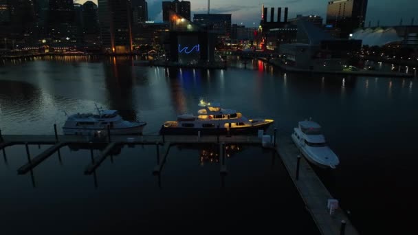 Boat Lights Night Evening Relaxation Harbor Sunset Cruise Aerial Approach — Vídeos de Stock