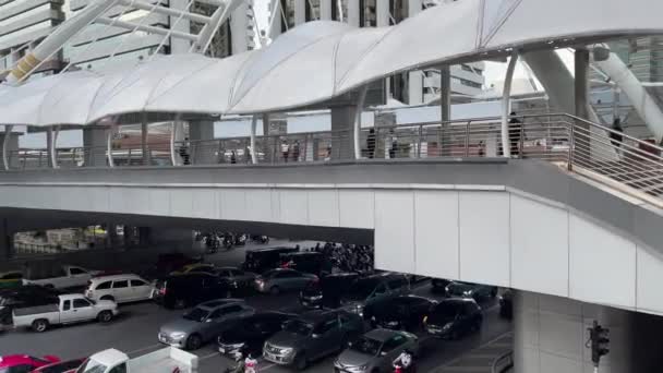 Overhead Bridge Link Brt Bts Transportation Chong Nonsi Station Bangkok — Vídeo de Stock