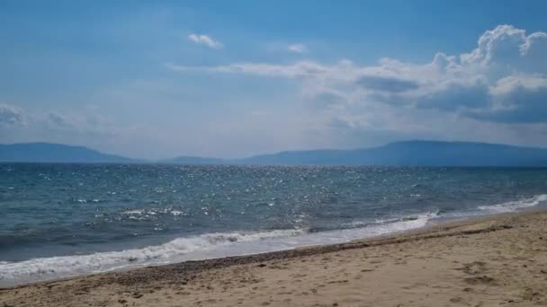 Calm Sea Waves Clear Blue Sky Summer Sunny Day Greece — Vídeo de Stock