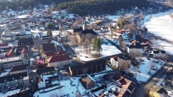 Kongsberg City Aerial Flying Southwest Kongsberg Church Sunny Winter Morning — Stockvideo