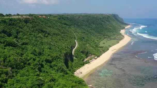 Aerial Nyang Nyang Beach Low Tide Uluwatu Cliffs Sunny Day — Stockvideo