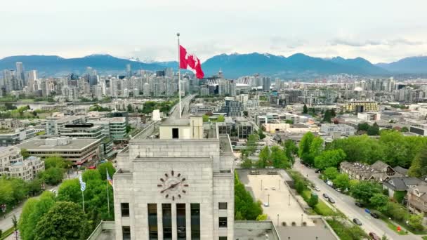 Drone Dolly Vancouver City Hall Vancouver Downtown British Columbia Canada — Stock video