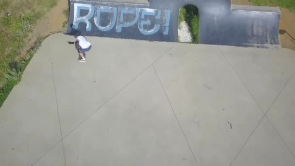 Young Man Skateboarding Outdoor Skate Park Aerial View Drone Footage — 비디오