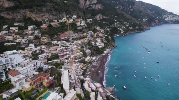 Luxury Vacation Villas Positano Amalfi Coast Italy Aerial View — Vídeos de Stock