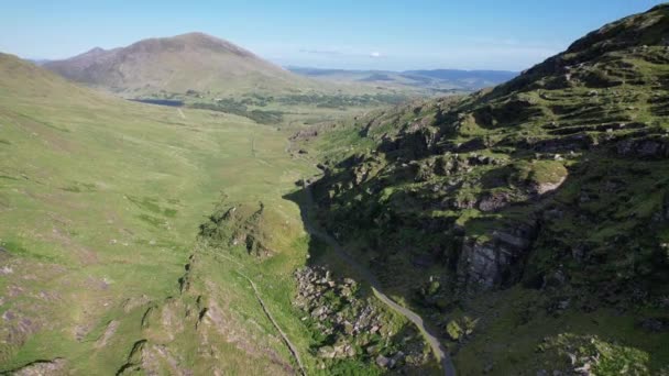 Ballagha Sheen Pass Killarney National Park Ireland Drone Aerial View — стоковое видео