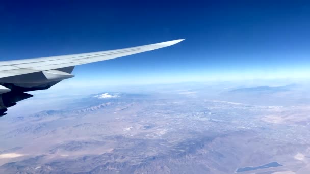 Vuelo Avión Sobre Nevada Visible Las Vegas Desde Ventana Del — Vídeos de Stock