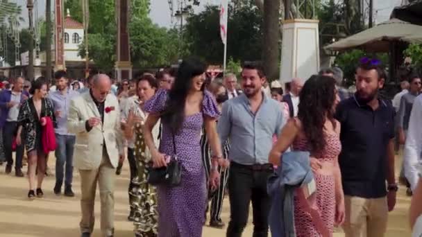 Crowd Elegant People Walking Talking Jerez Horse Fair Spain — Vídeo de stock