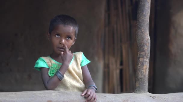 Poor Triable Kid Karnataka India Maharashtra Indian Nose Running Playing — Stok Video