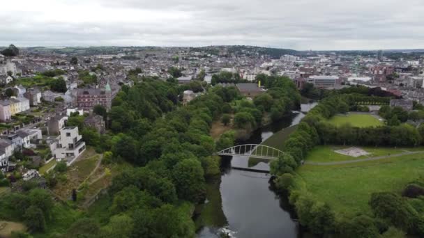 Mardyke Bridge River Lee Cork Ireland Aerial Drone View — Vídeo de Stock