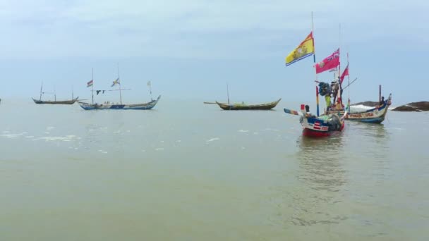 Shot Boats Canoes Fishing Sea Day — Stock Video