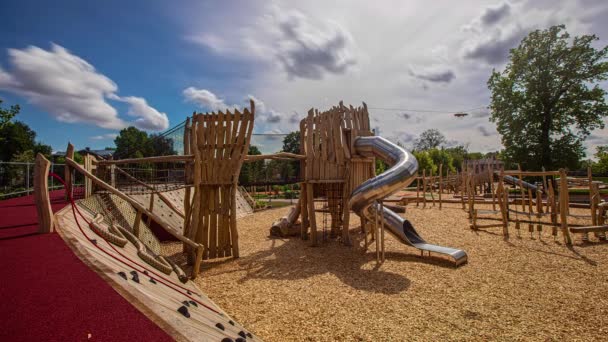 Wooden Playground Equipment Structures Public Park Summer Day Timelapse — Vídeo de stock
