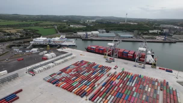 Ringaskiddy Container Terminal Port Cork Ireland Panning Drone Aerial View — 图库视频影像