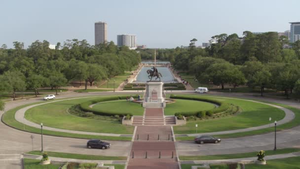 Drone View Sam Houston Statue Hermann Park Houston Texas — Stockvideo