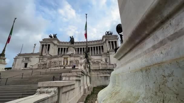 Panning Klipp Trapphuset Som Leder Fram Till Vittorio Emanuele Monument — Stockvideo