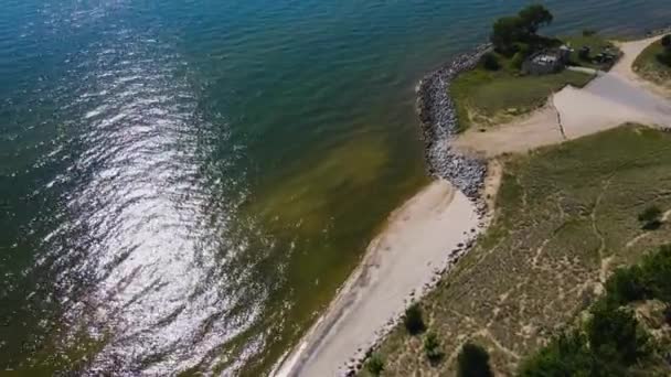 Lush Trees Sunlight Reflecting Multiple Lakes Close Lake Michigan — Stockvideo