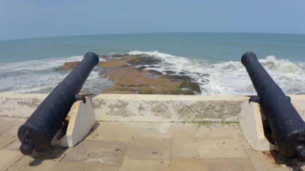 Fire Stone Guns Slave Trade Castle — Vídeo de Stock