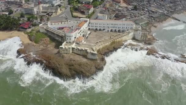 Breathtaking Aerial View Cape Coast Castle — Vídeo de Stock