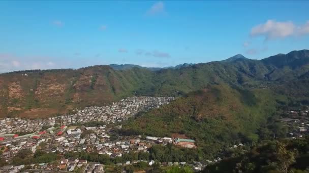 Aerial View Homes Valley Surrounded Mountains Oahu Hawaii — 图库视频影像