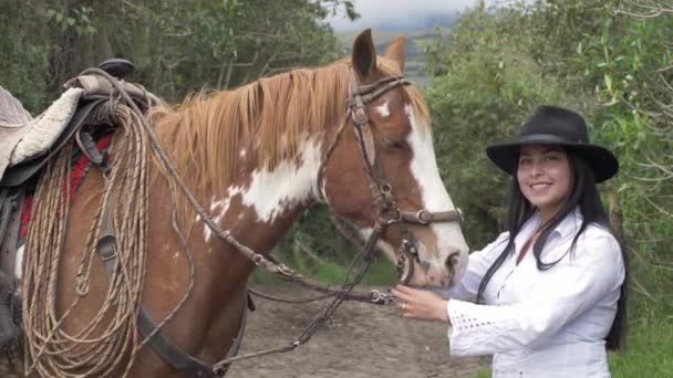 Cow Girl Petting Her Beautiful Horse — Stok video