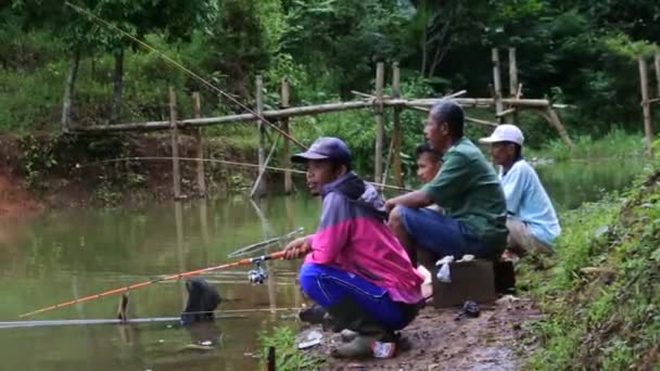 Anglers Situ Cukang Paku Sukabumi West Java May 2022 — Wideo stockowe