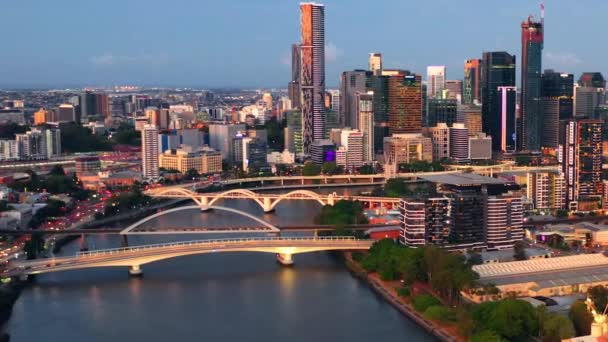 Toll Merivale Railway William Jolly Bridges Brisbane River Central Business — Stockvideo