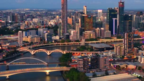 Brisbane Central Business District River Bridges Night Queensland Australia Aerial — Stockvideo