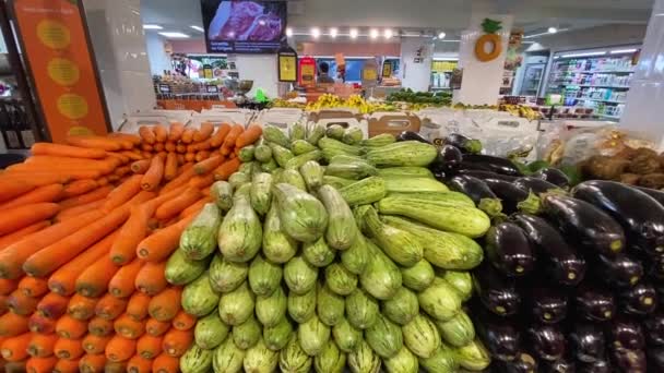 Images Almost Customers Free Store Full Food Racks Corona Pandemic — Stockvideo